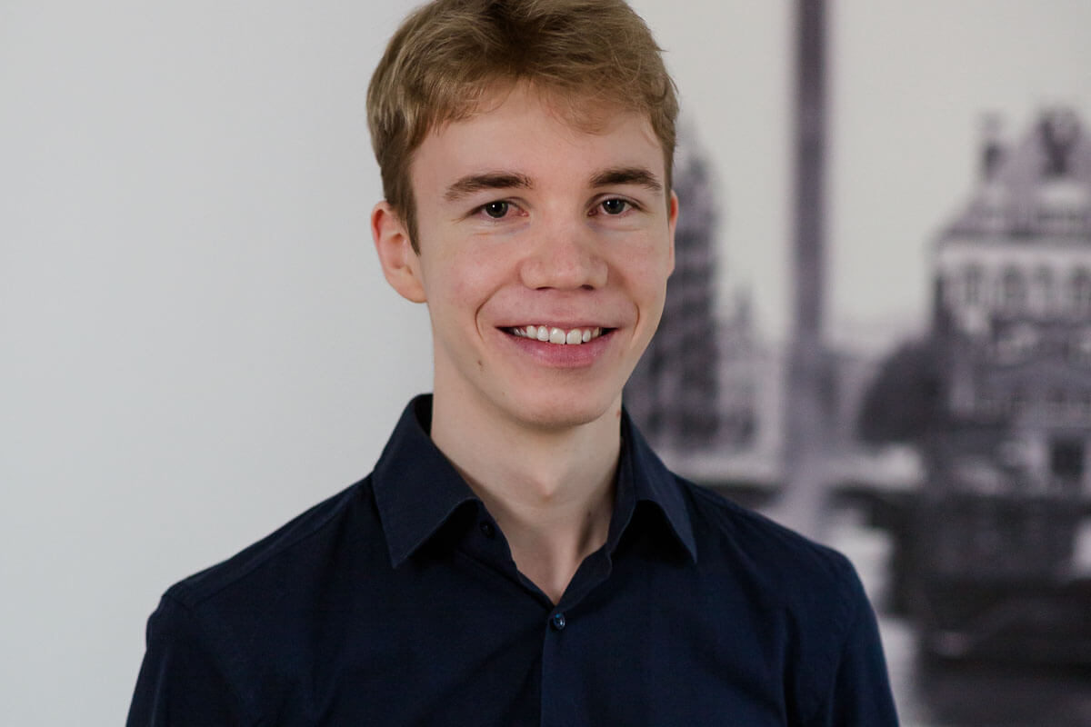ungestelltes Portraitfoto mit Persönlichkeit